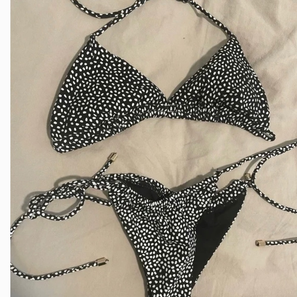 Buffbunny swimsuit santorini swim top and bottom